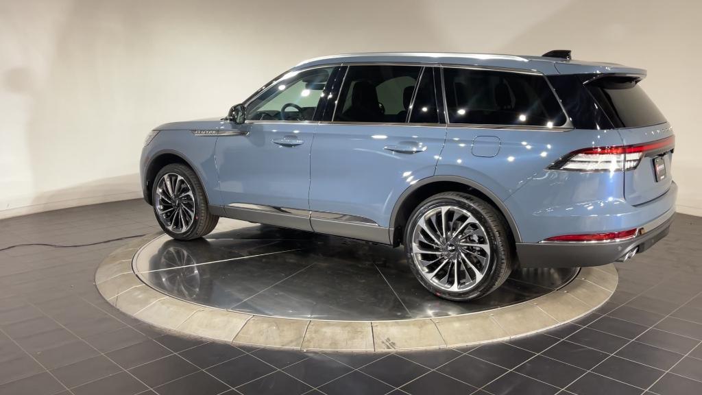 new 2025 Lincoln Aviator car, priced at $71,395