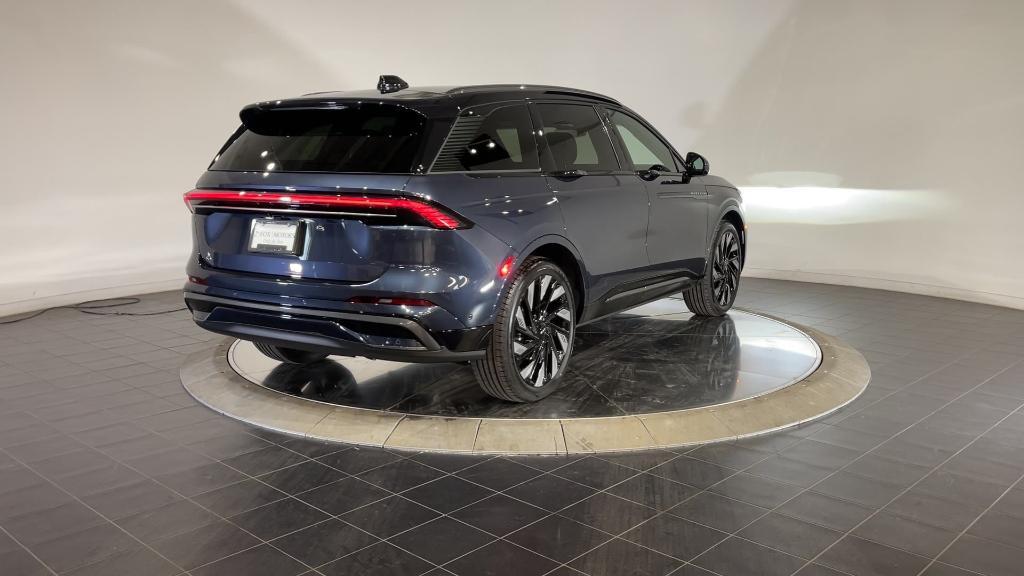 new 2024 Lincoln Nautilus car, priced at $55,395