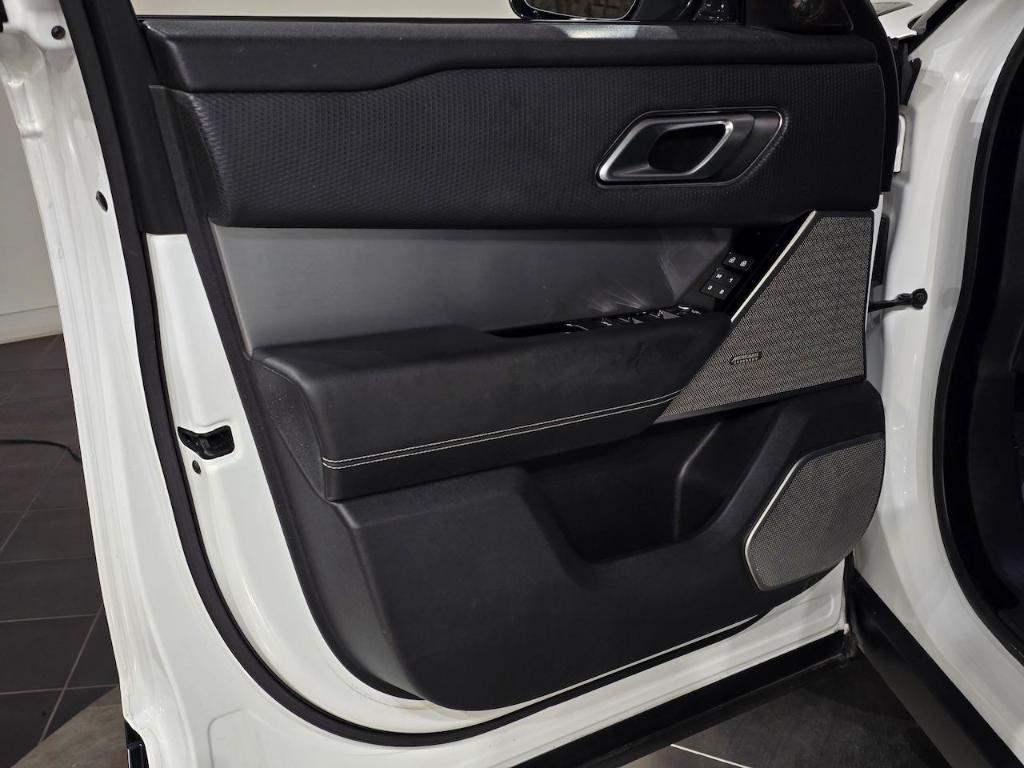 used 2021 Land Rover Range Rover Velar car, priced at $35,800