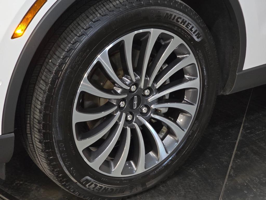 used 2022 Lincoln Aviator car, priced at $38,686