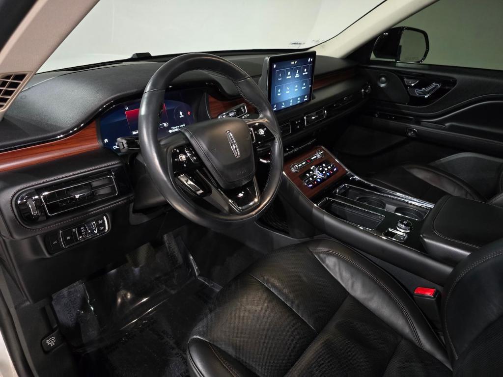 used 2022 Lincoln Aviator car, priced at $38,686