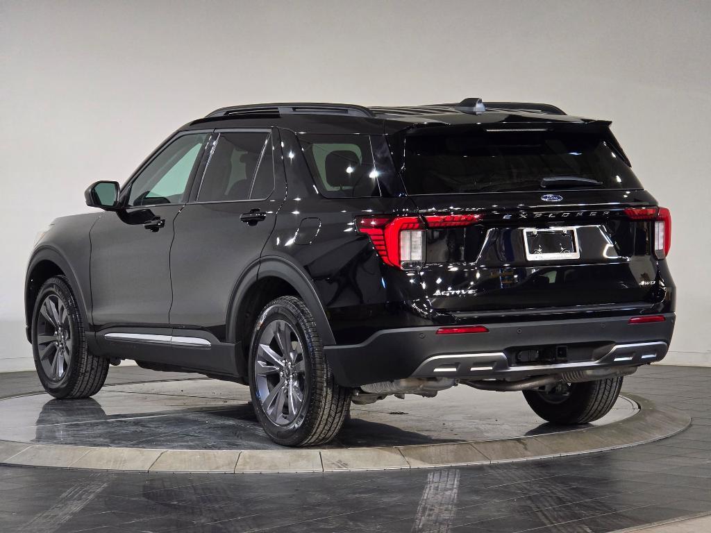 new 2025 Ford Explorer car, priced at $50,100