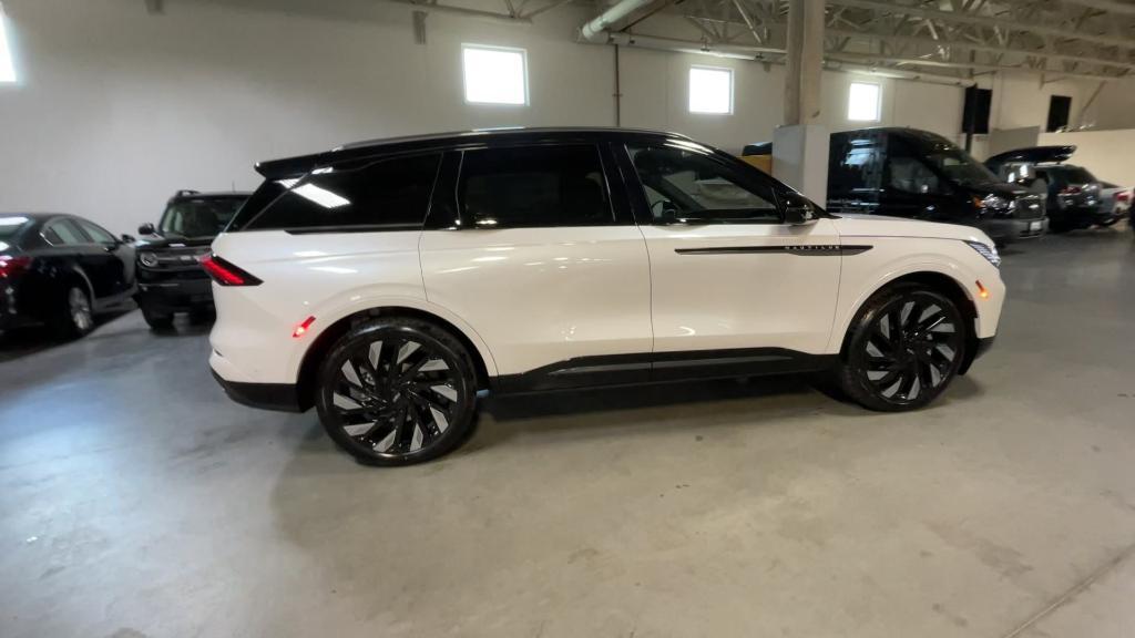 new 2024 Lincoln Nautilus car, priced at $62,399