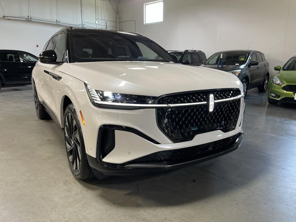 new 2024 Lincoln Nautilus car, priced at $62,399