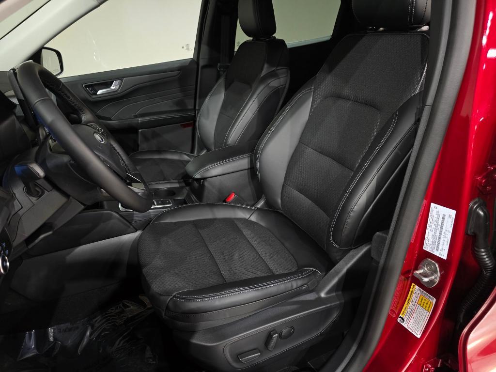 new 2025 Ford Escape car, priced at $33,692