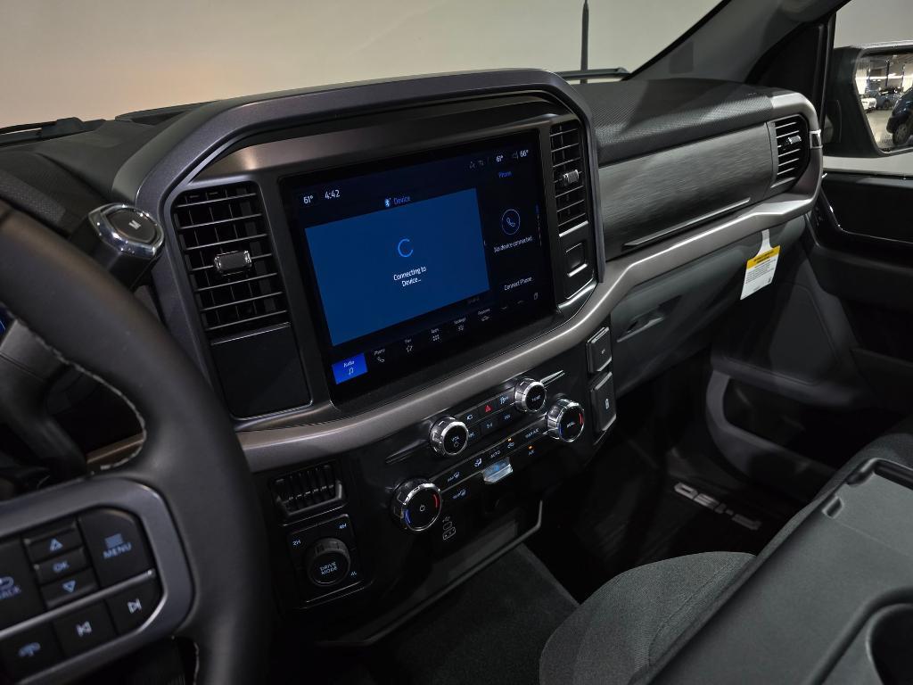 new 2025 Ford F-150 car, priced at $47,776