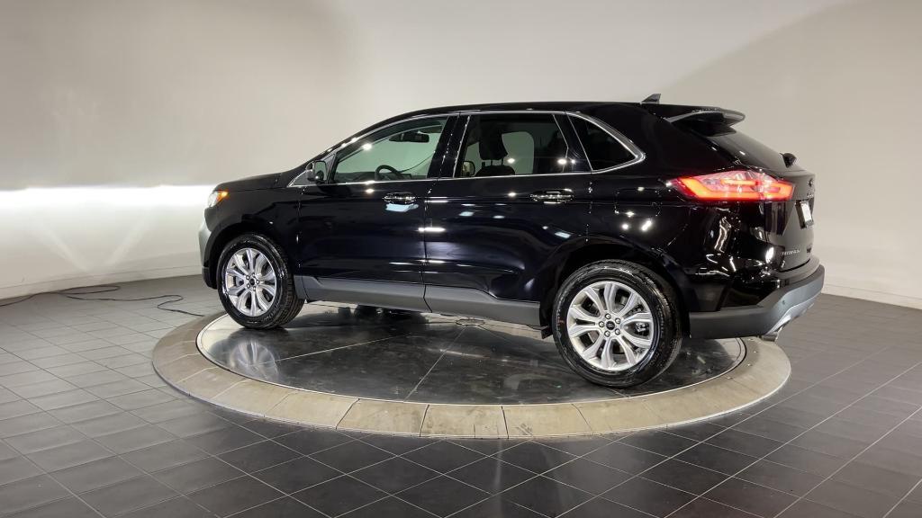 new 2024 Ford Edge car, priced at $40,615