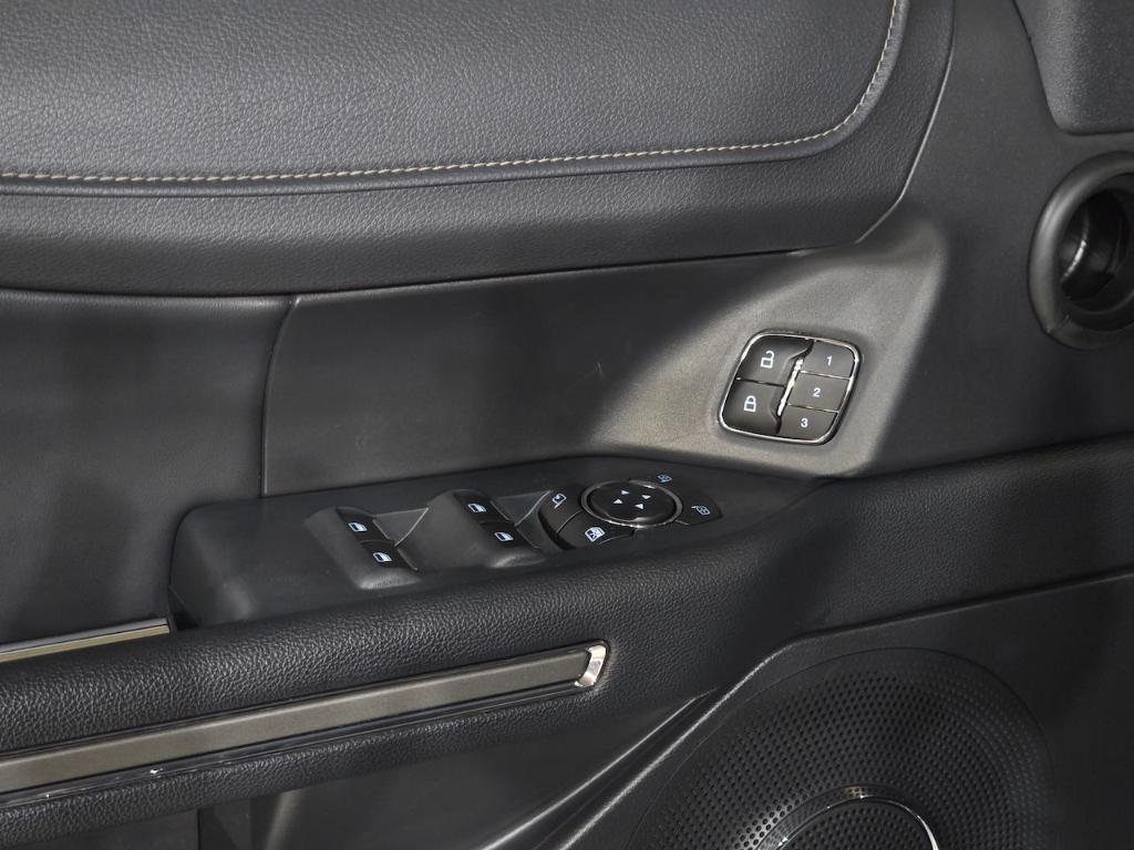 used 2022 Ford Expedition car, priced at $45,000