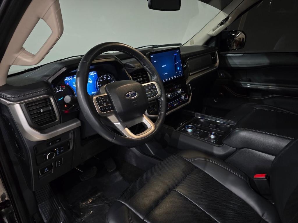 used 2022 Ford Expedition car, priced at $45,000