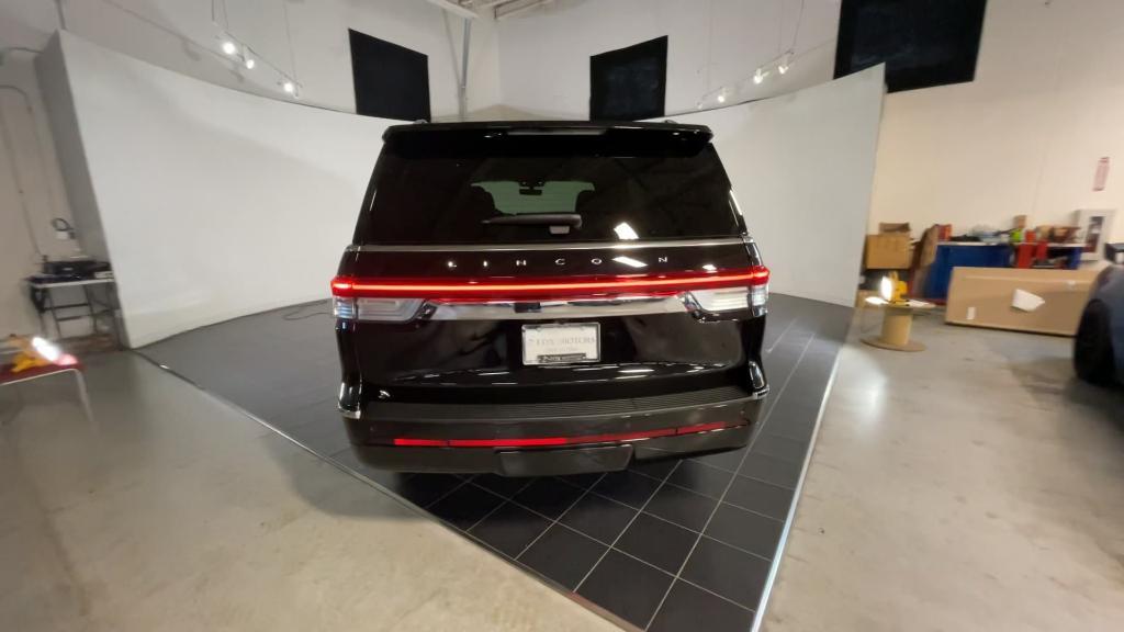 new 2024 Lincoln Navigator car, priced at $95,899