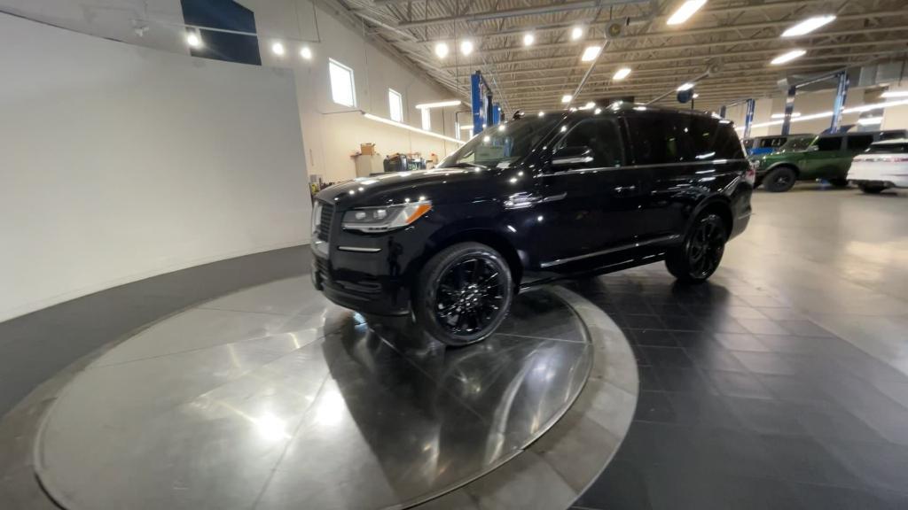 new 2024 Lincoln Navigator car, priced at $95,899