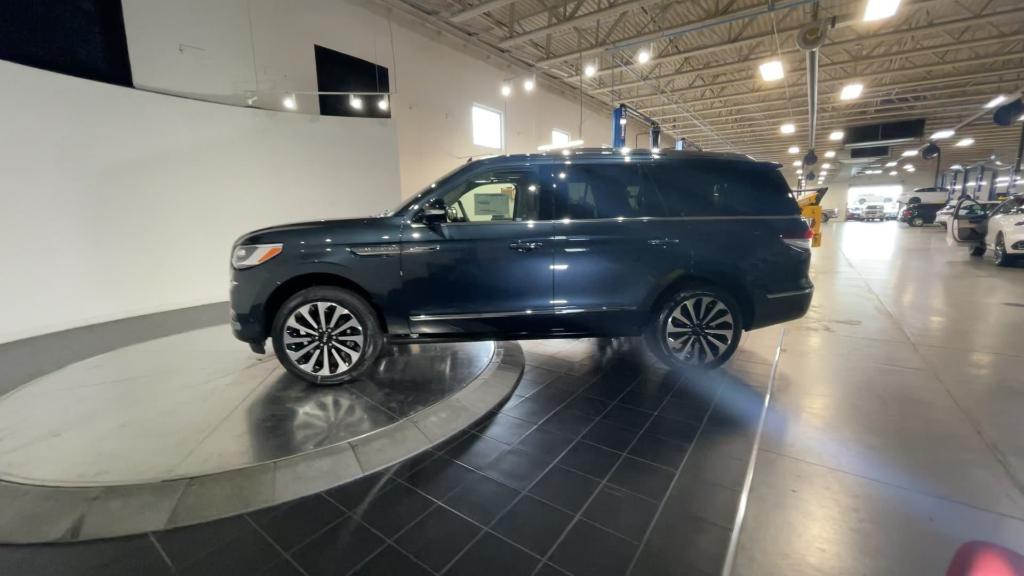 new 2024 Lincoln Navigator car, priced at $95,199