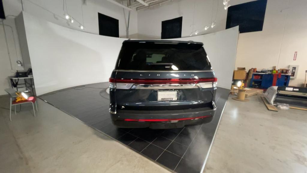 new 2024 Lincoln Navigator car, priced at $95,199