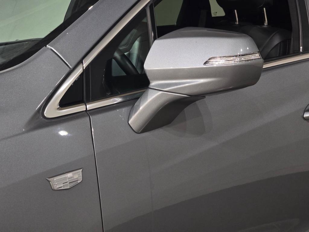 used 2023 Cadillac XT5 car, priced at $26,450