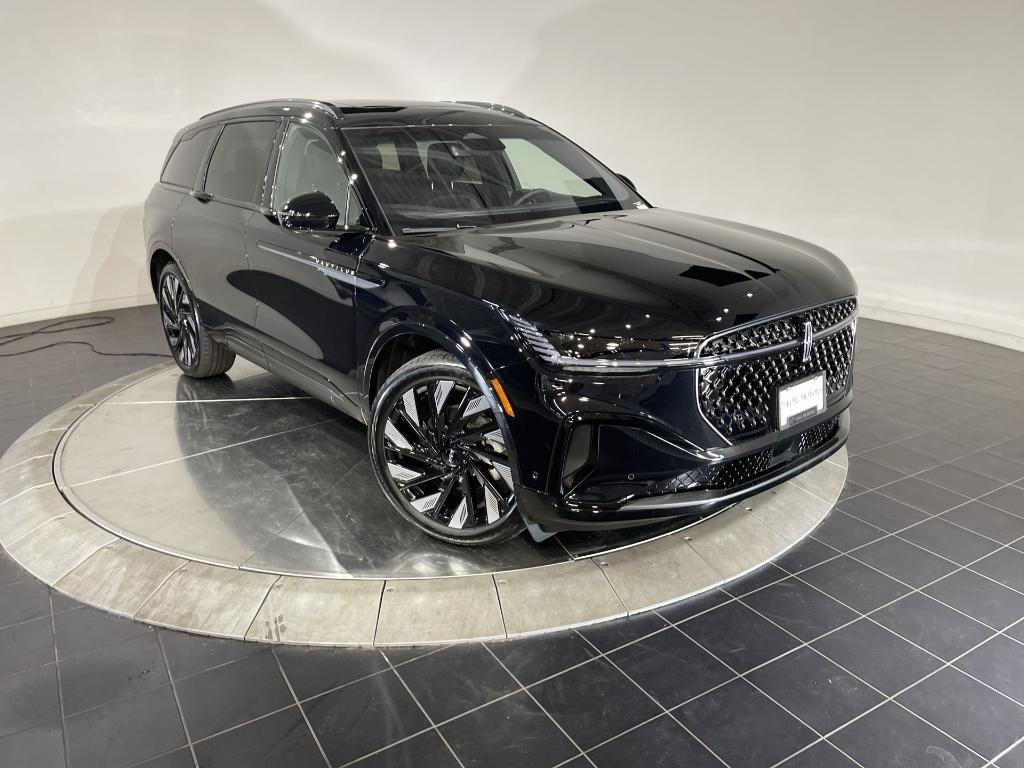 new 2024 Lincoln Nautilus car, priced at $60,099