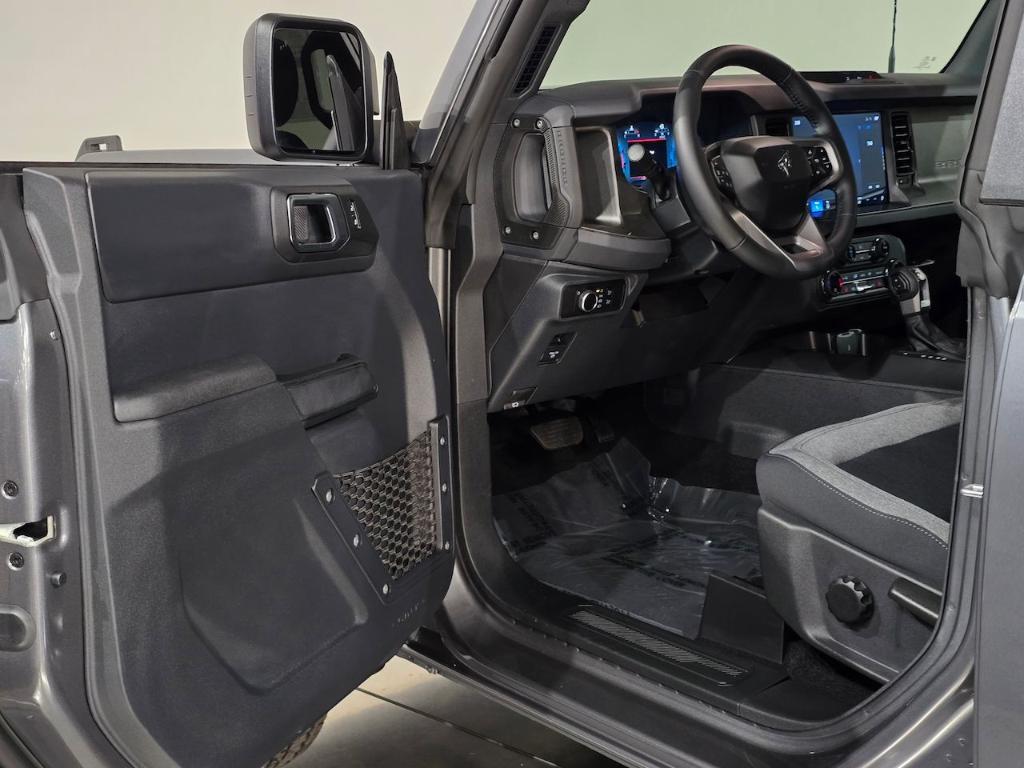 new 2025 Ford Bronco car, priced at $43,294