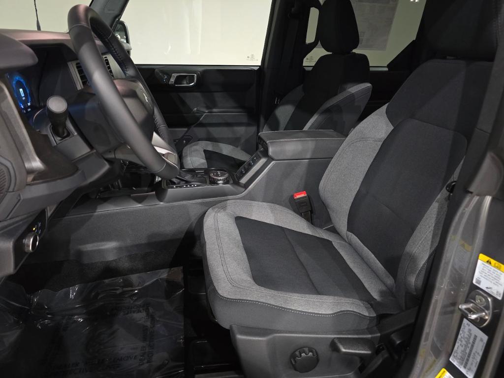 new 2025 Ford Bronco car, priced at $43,294