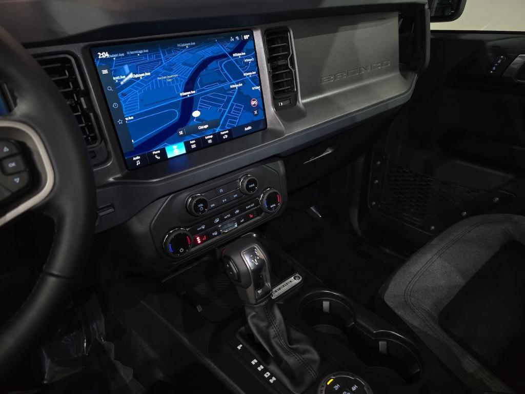 new 2025 Ford Bronco car, priced at $43,294