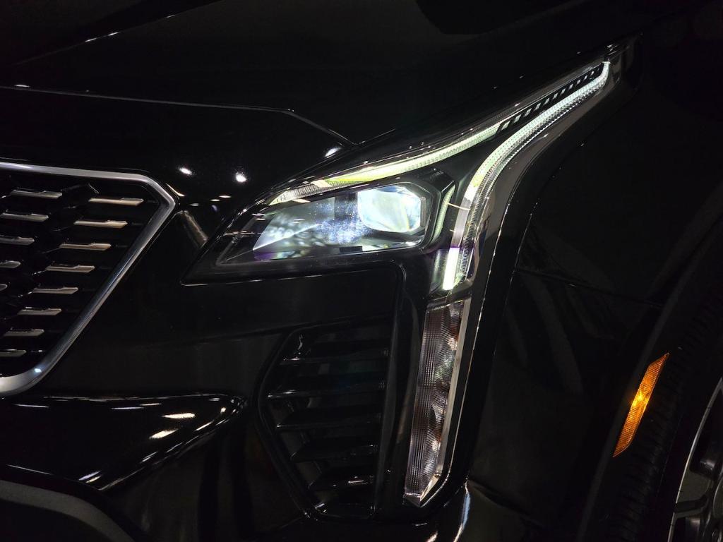 used 2022 Cadillac XT4 car, priced at $31,539