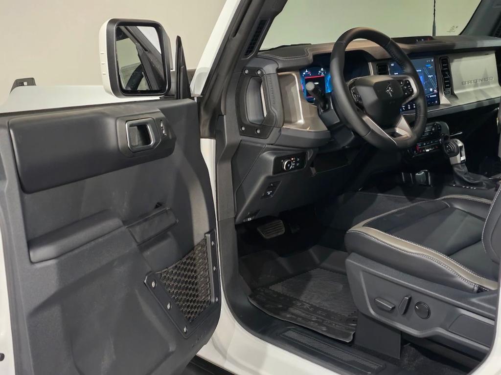 new 2025 Ford Bronco car, priced at $45,258