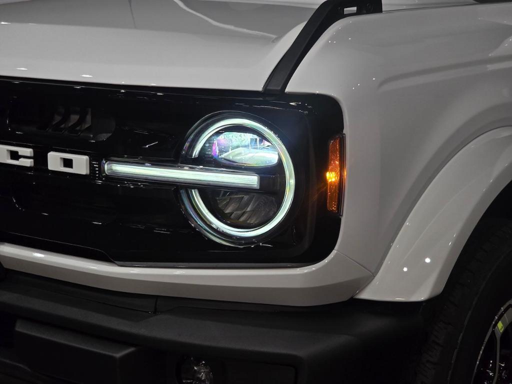 new 2025 Ford Bronco car, priced at $45,258