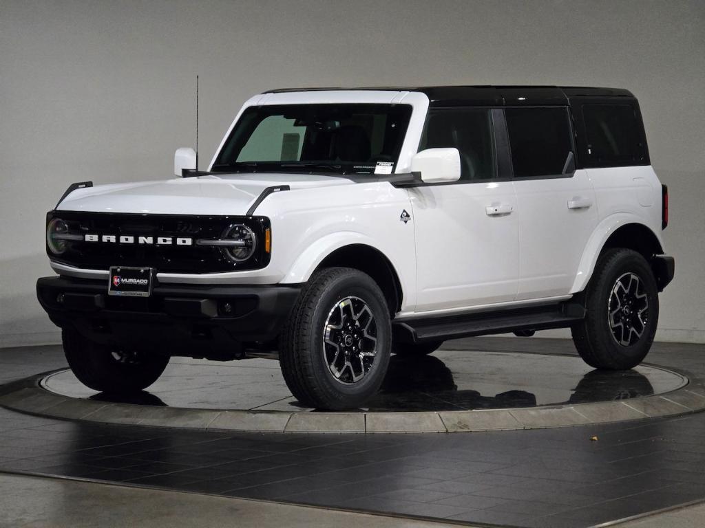 new 2025 Ford Bronco car, priced at $45,258