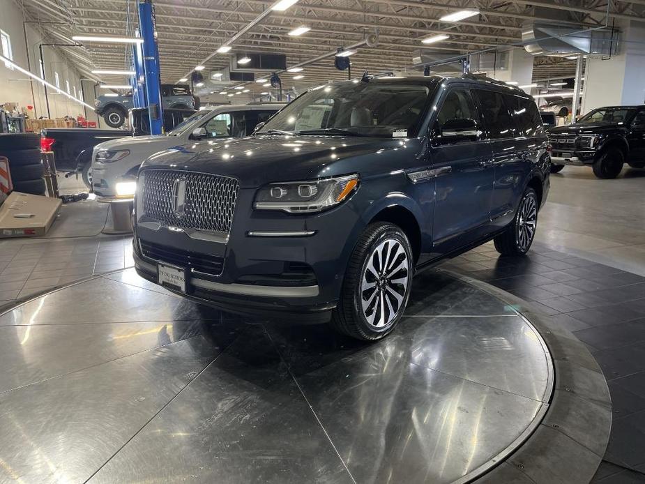 new 2024 Lincoln Navigator car, priced at $95,899