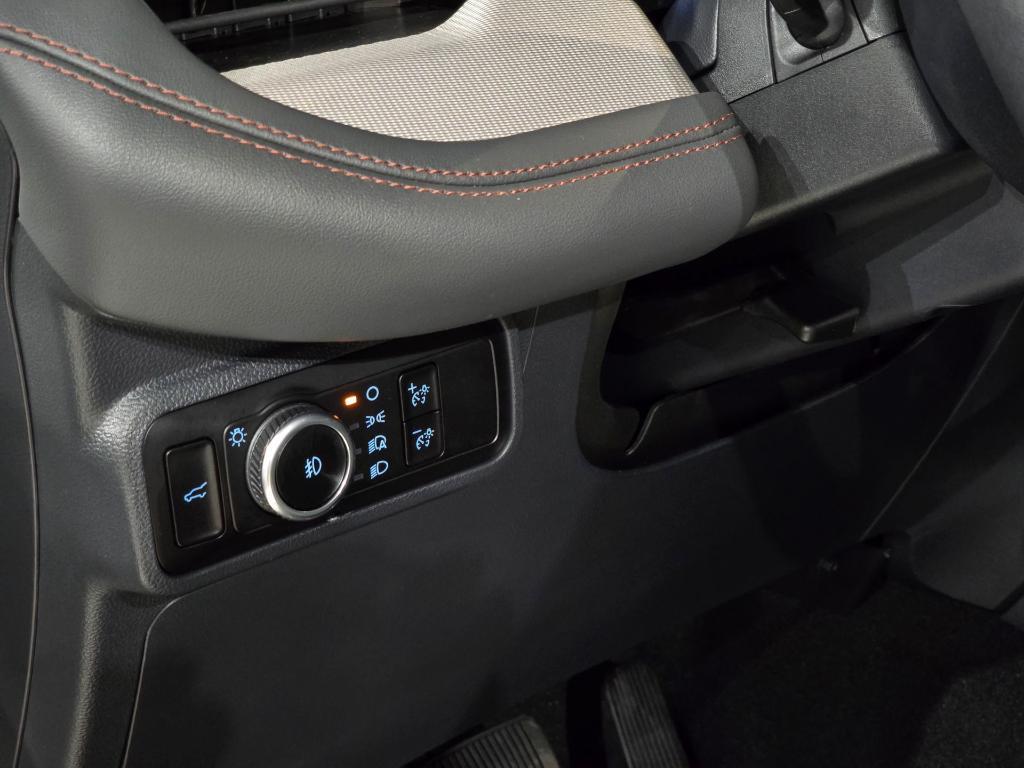 new 2025 Ford Explorer car, priced at $46,937