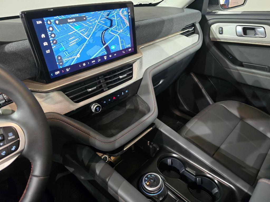 new 2025 Ford Explorer car, priced at $46,937