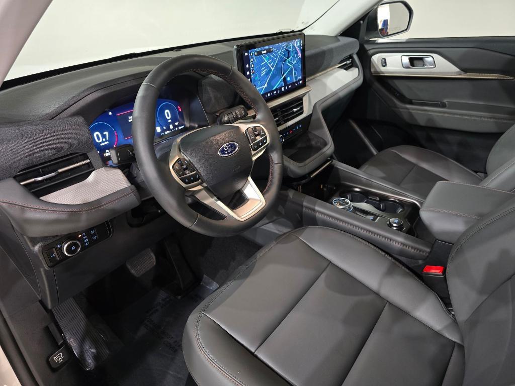 new 2025 Ford Explorer car, priced at $46,937