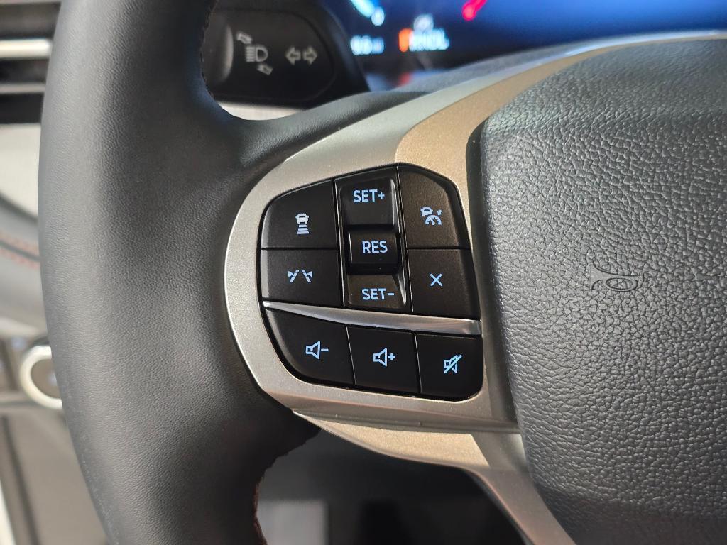 new 2025 Ford Explorer car, priced at $46,937