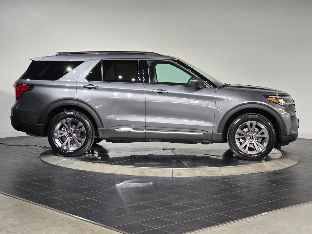 new 2025 Ford Explorer car, priced at $46,399