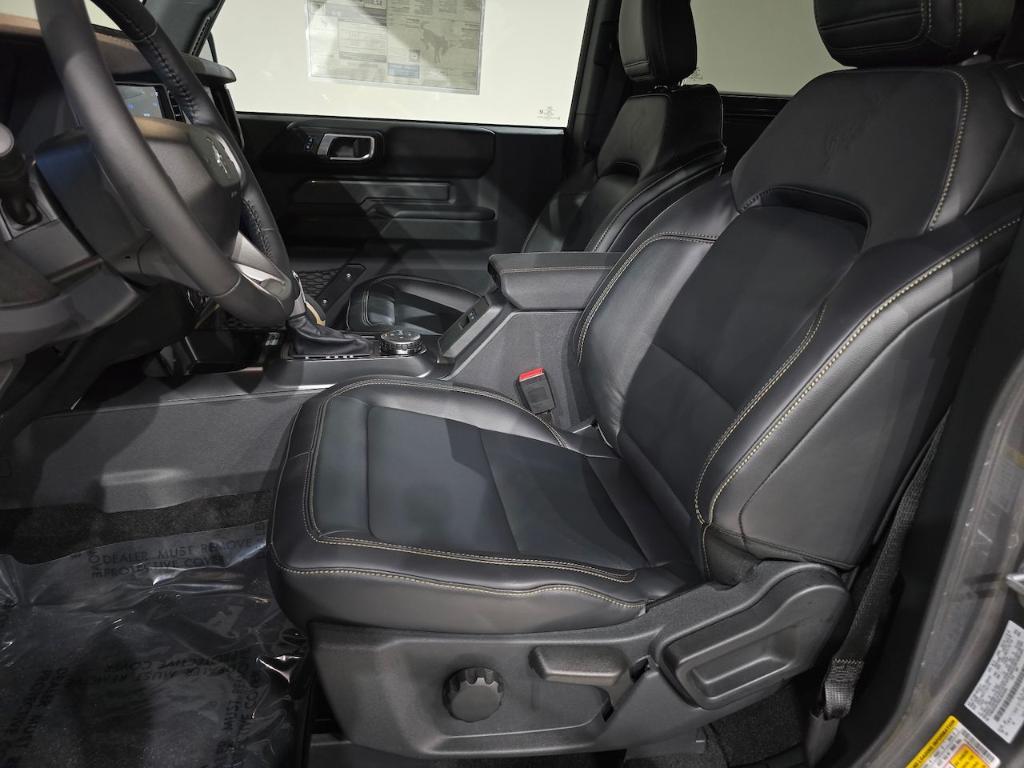 new 2025 Ford Bronco car, priced at $51,594