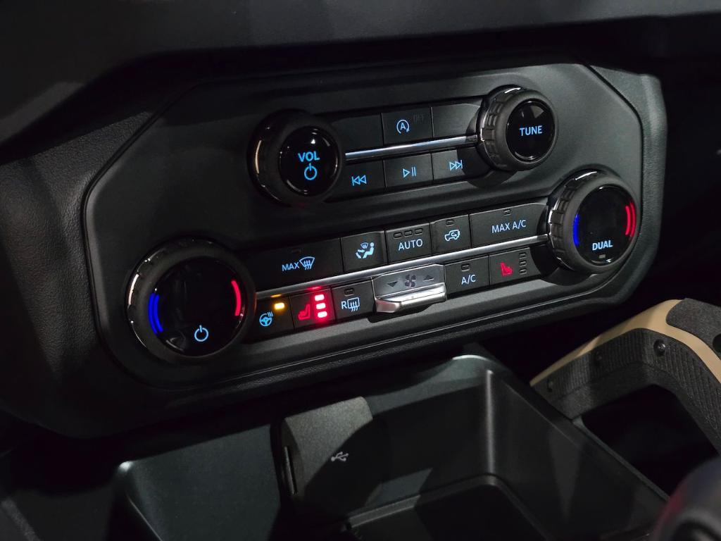 new 2025 Ford Bronco car, priced at $51,594