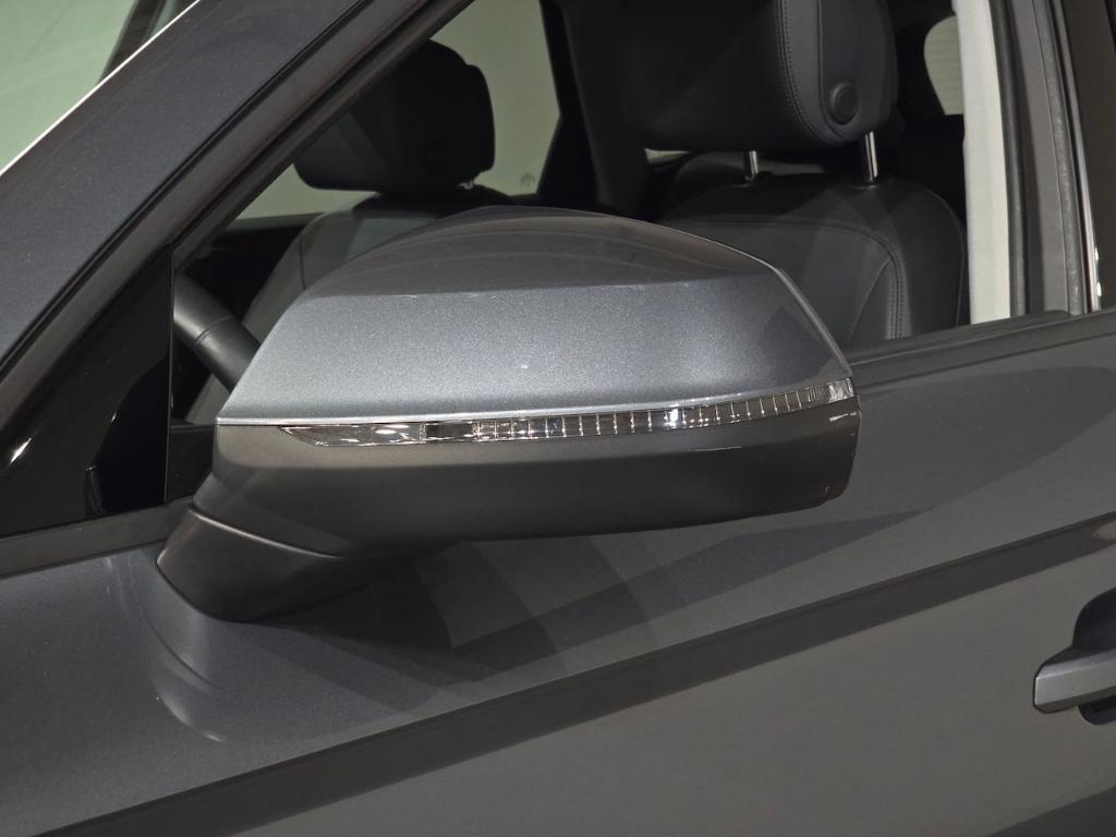 used 2018 Audi Q5 car, priced at $23,759