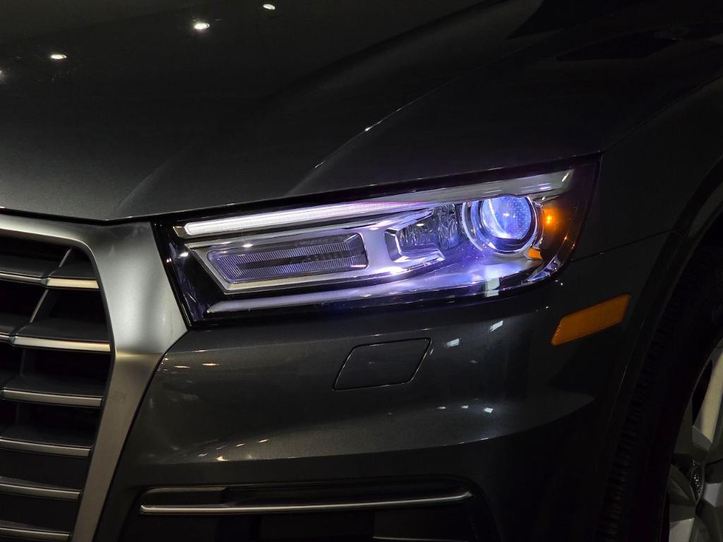 used 2018 Audi Q5 car, priced at $23,759