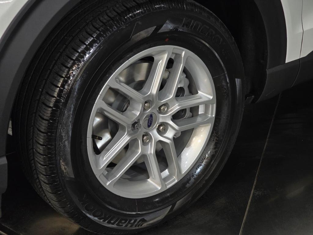 new 2026 Ford Explorer car, priced at $43,075