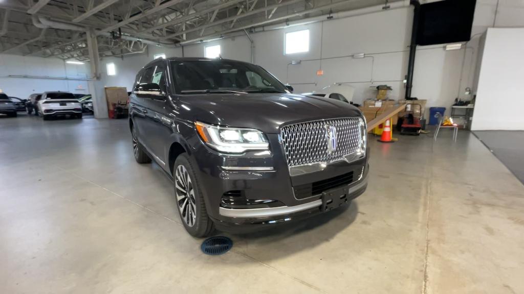 new 2024 Lincoln Navigator car, priced at $95,899