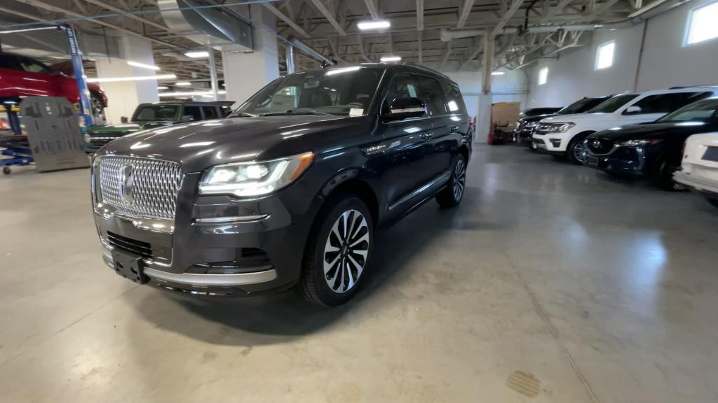 new 2024 Lincoln Navigator car, priced at $95,899