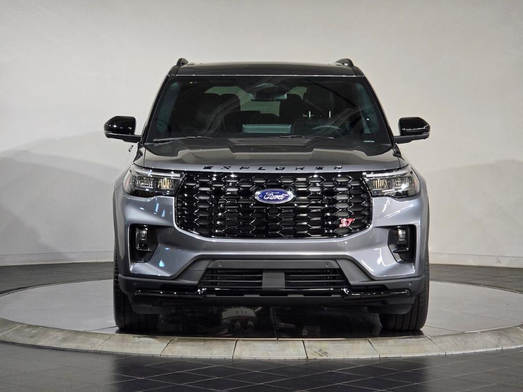 new 2025 Ford Explorer car, priced at $54,732
