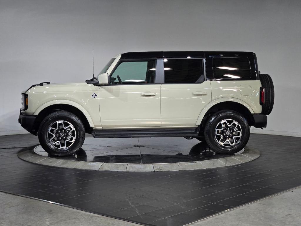 new 2025 Ford Bronco car, priced at $45,630