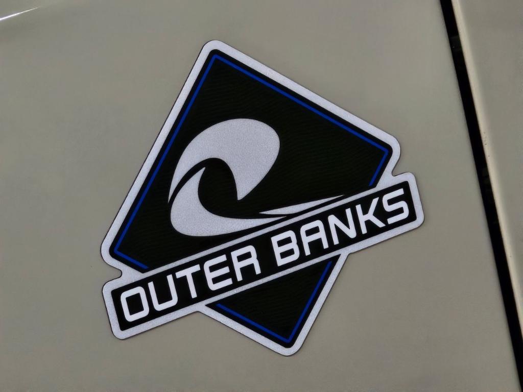 new 2025 Ford Bronco car, priced at $45,630