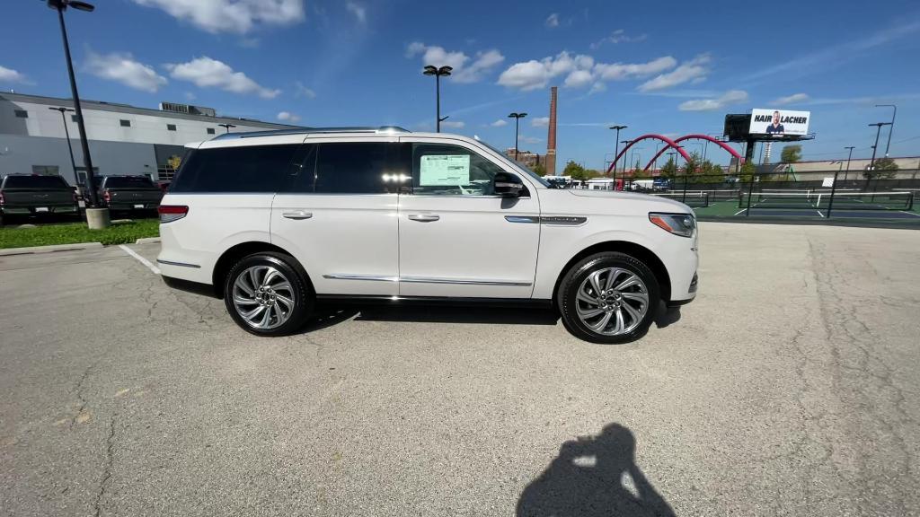 new 2024 Lincoln Navigator car, priced at $93,799