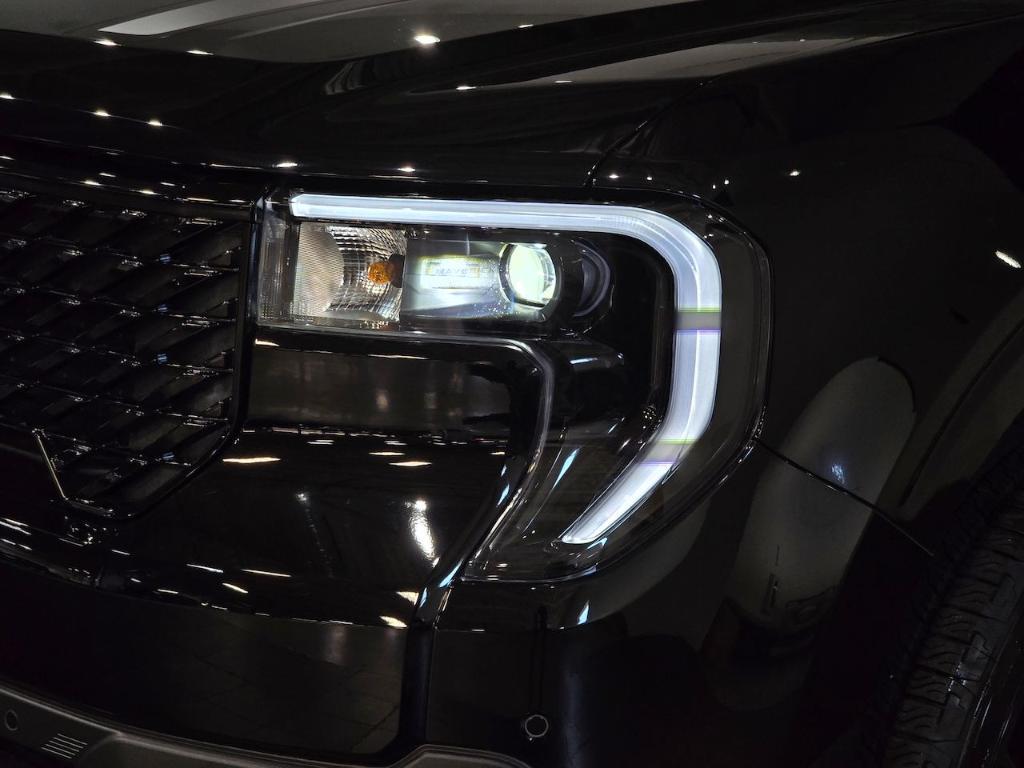 new 2025 Ford Maverick car, priced at $39,238