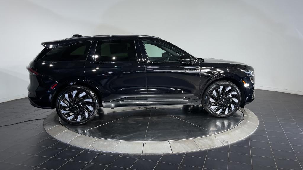 new 2024 Lincoln Nautilus car, priced at $59,995