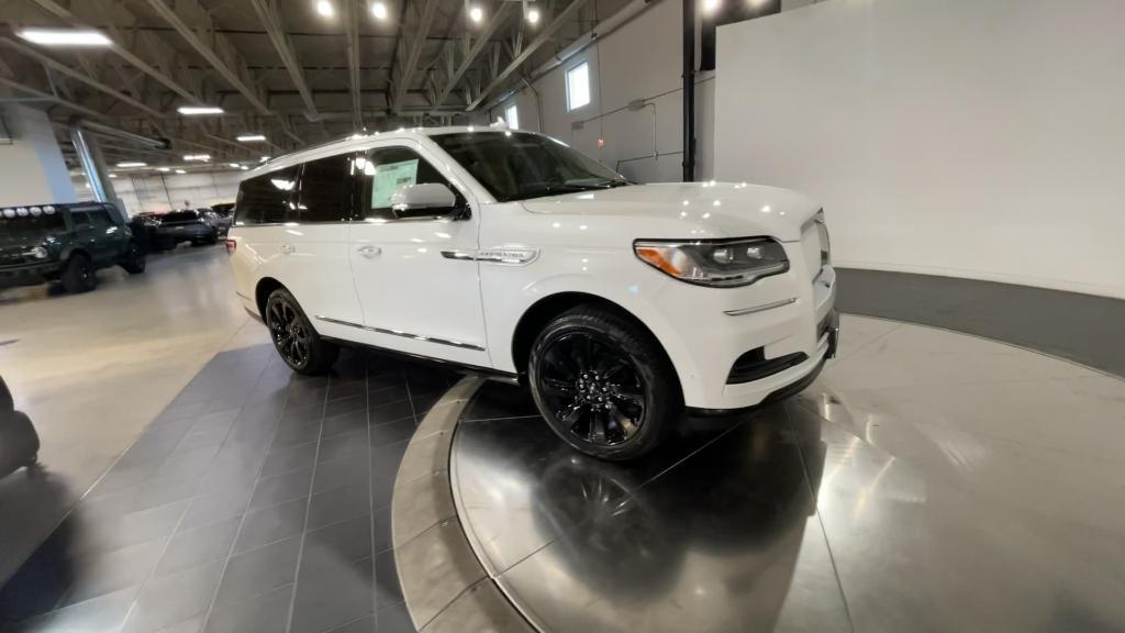 new 2024 Lincoln Navigator car, priced at $96,146