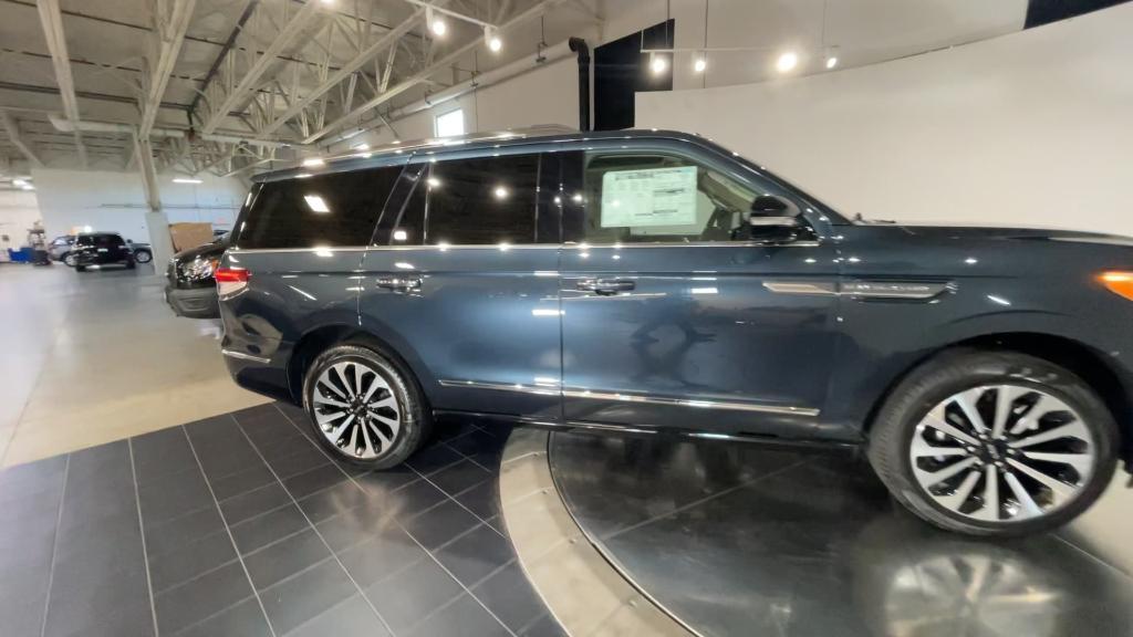 new 2024 Lincoln Navigator car, priced at $94,999