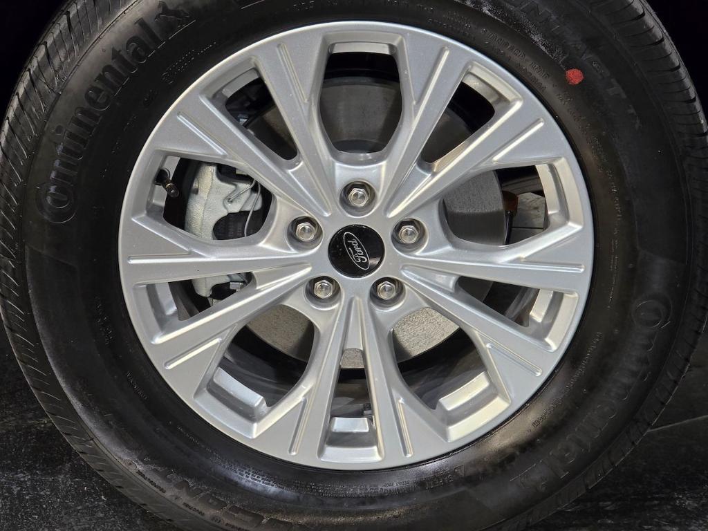 new 2025 Ford Escape car, priced at $30,089