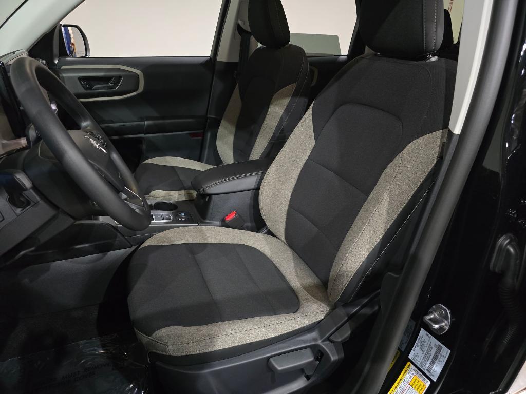 new 2025 Ford Bronco Sport car, priced at $31,977