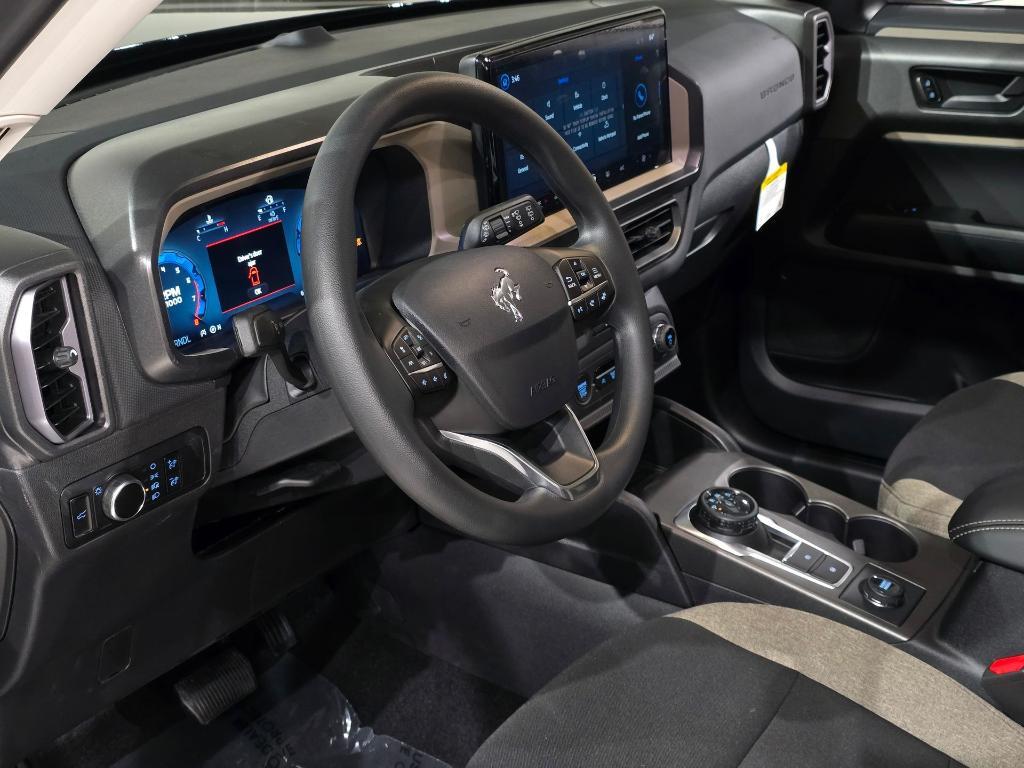 new 2025 Ford Bronco Sport car, priced at $31,977